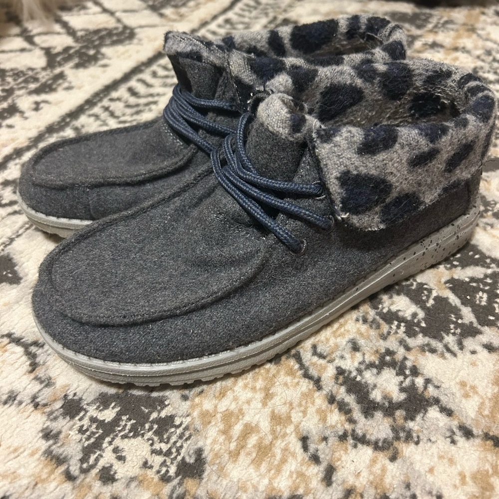 Hey Dude Women's Britt Loafers Comfort Shoes Grey Cheetah